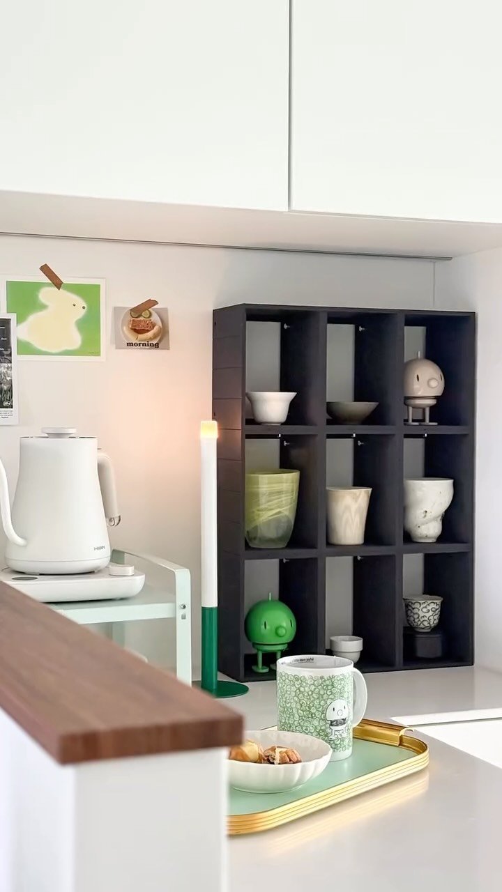 hyehye_home 게시물 이미지: #협찬 / 취향 가득 미니 홈카페 꾸미기 💚

저희집 홈카페는 작은데 ㄱ자 코너...