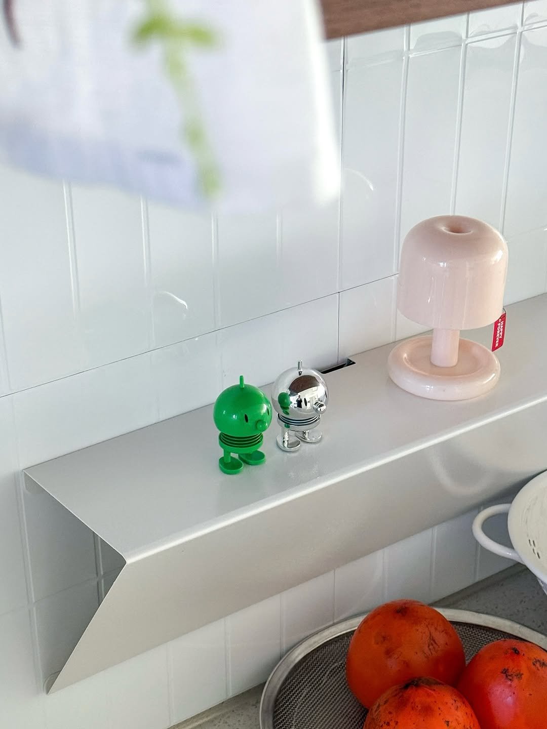 Photo shared by 혜혜홈 | 집꾸미기 • 정리수납 • 거실서재화 on January 26, 2026 tagging @hoptimistkorea. May be an image of toy and text.