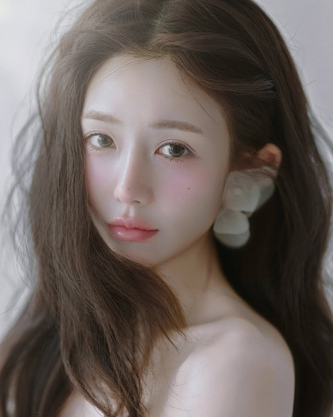 hyejungmin7 게시물 이미지: ✨ 프로필 메이크업

투명한 고급미 무드

맑은 수채화빛 로즈코랄...