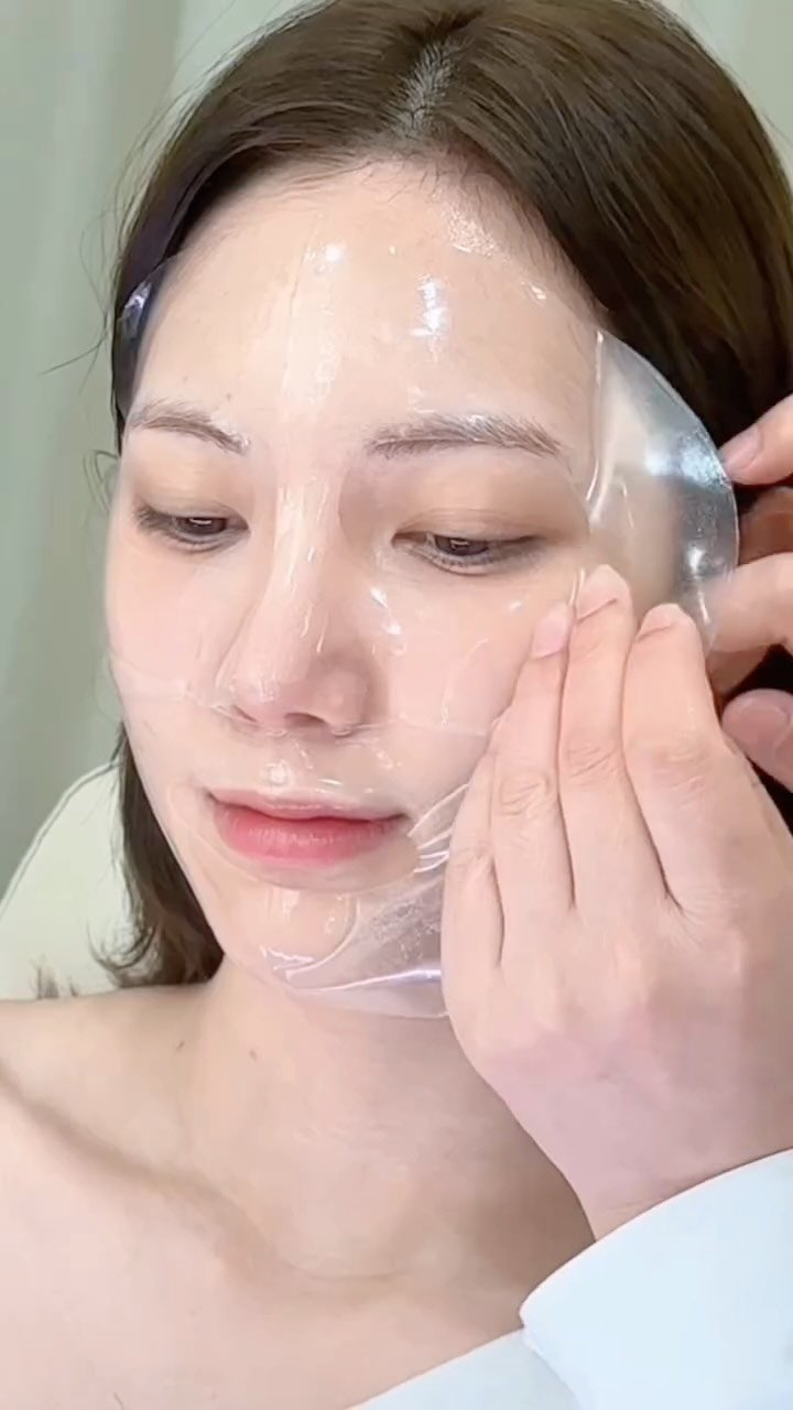 hyejungmin7 게시물 이미지: #아민스타일 #제품추천

환절기만 되면 건조하고 푸석해지는 피부😣
화잘먹 피부...