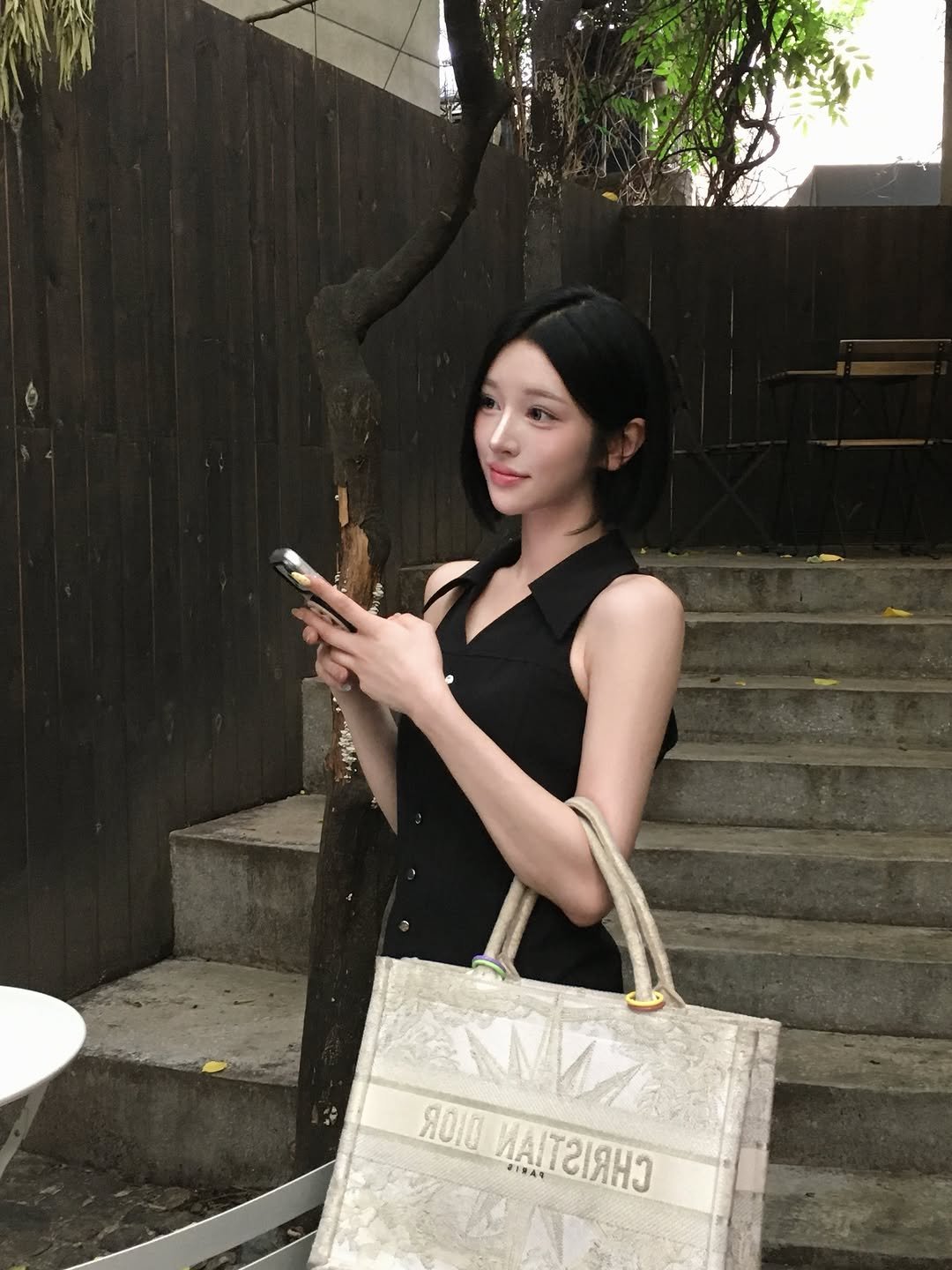 hyeonemon 게시물 이미지: E———Z