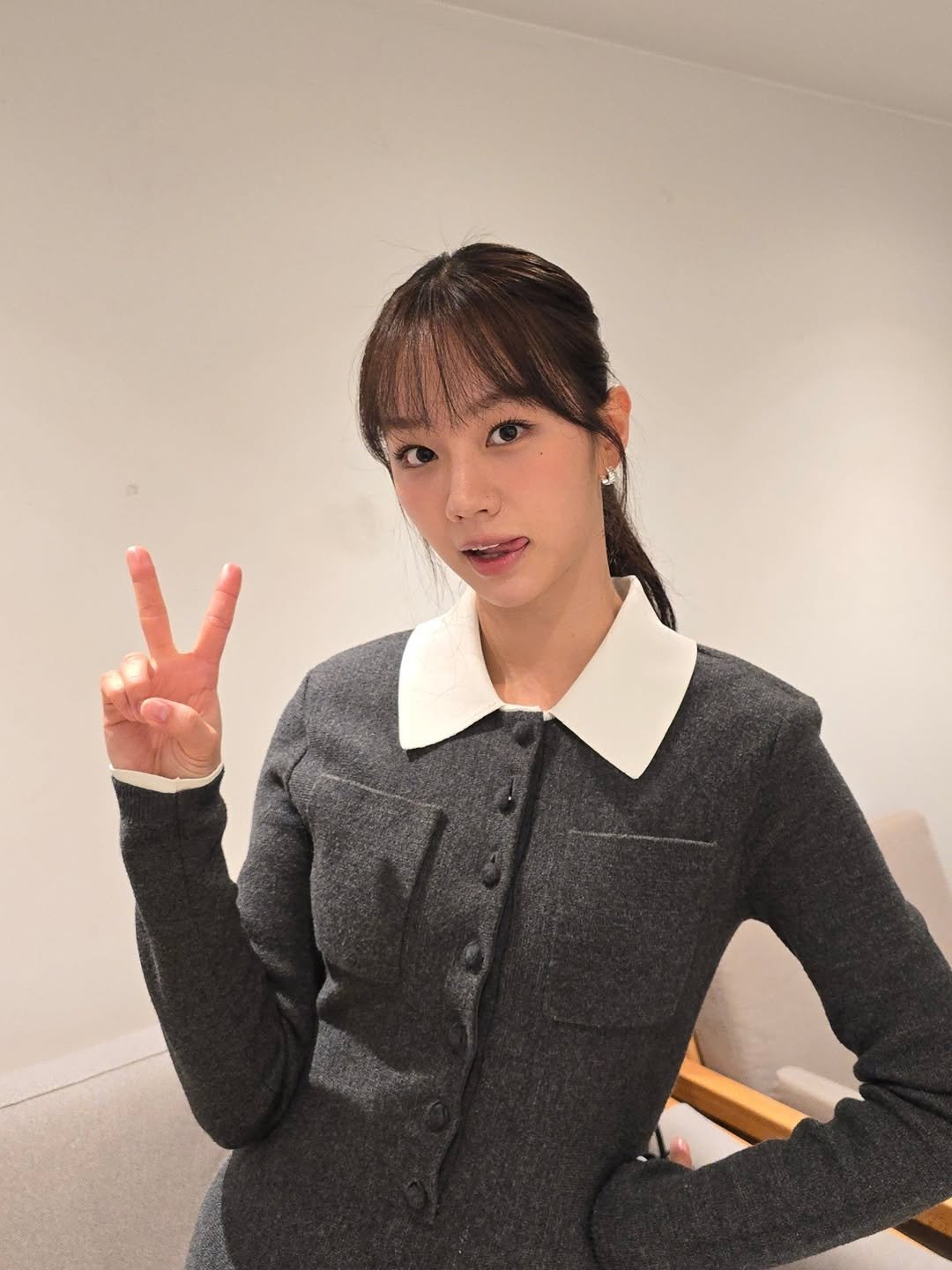 Photo by 혜리| HYERI on November 30, 2025. May be an image of one or more people, hair, top, turtleneck and text.