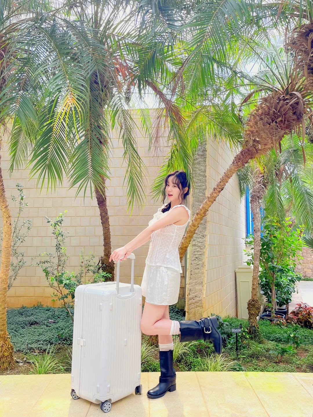 hyeri.official 게시물 이미지: HYERIDE🌴

#혜리 #HYERI #hyeride