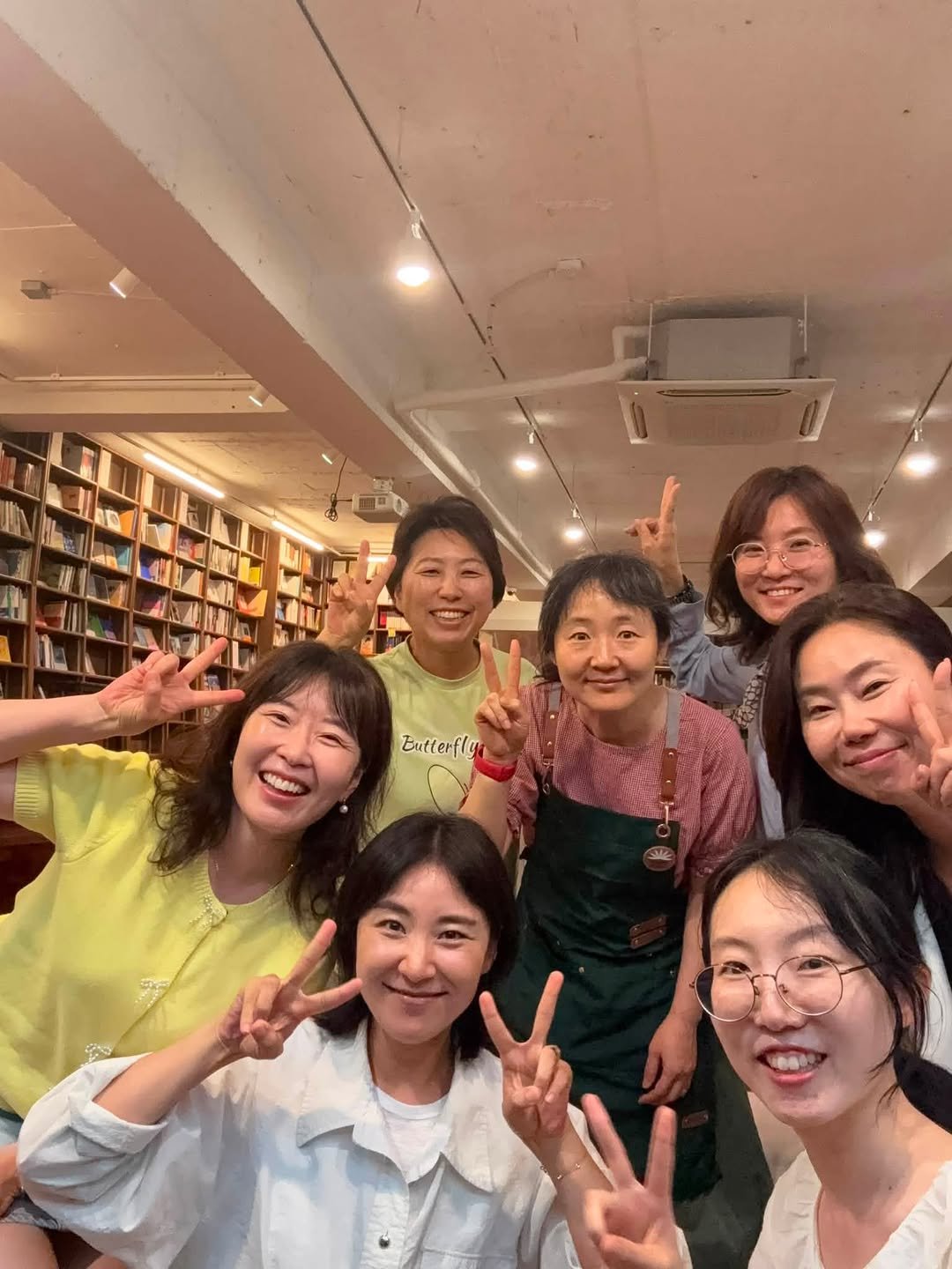 hyeumteo 게시물 이미지: .
책방옆맛집 7월 이야기. 
불광문고 시즌2가 시작된다 하여 이번 나들이는...