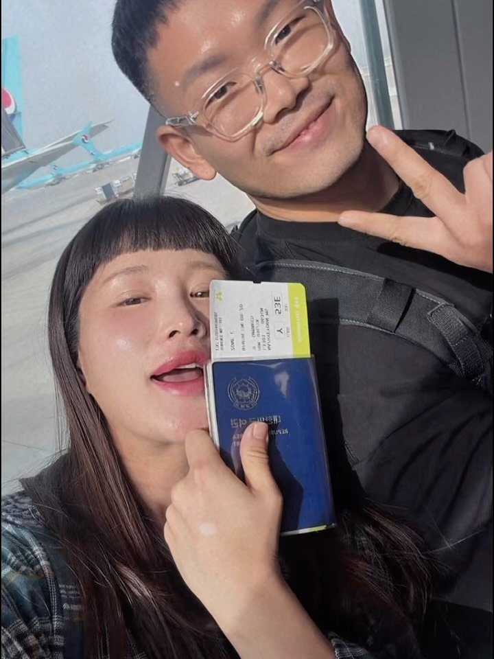hyeyoon_ifbbpro 게시물 이미지: 🩷한방이와 함께하는 첫 해외여행🩷
오빠랑 하는 모든 시간이 행복했다
오빠랑 13년을...
