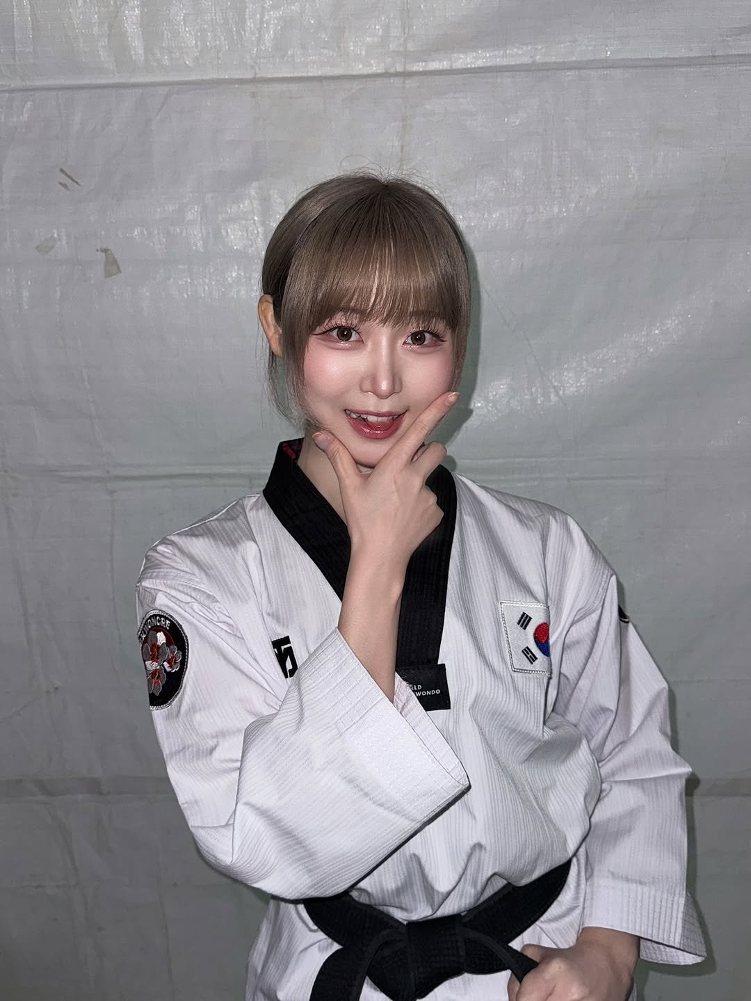 Photo by 혜찌 on November 09, 2025. May be an image of martial arts, costume and text.