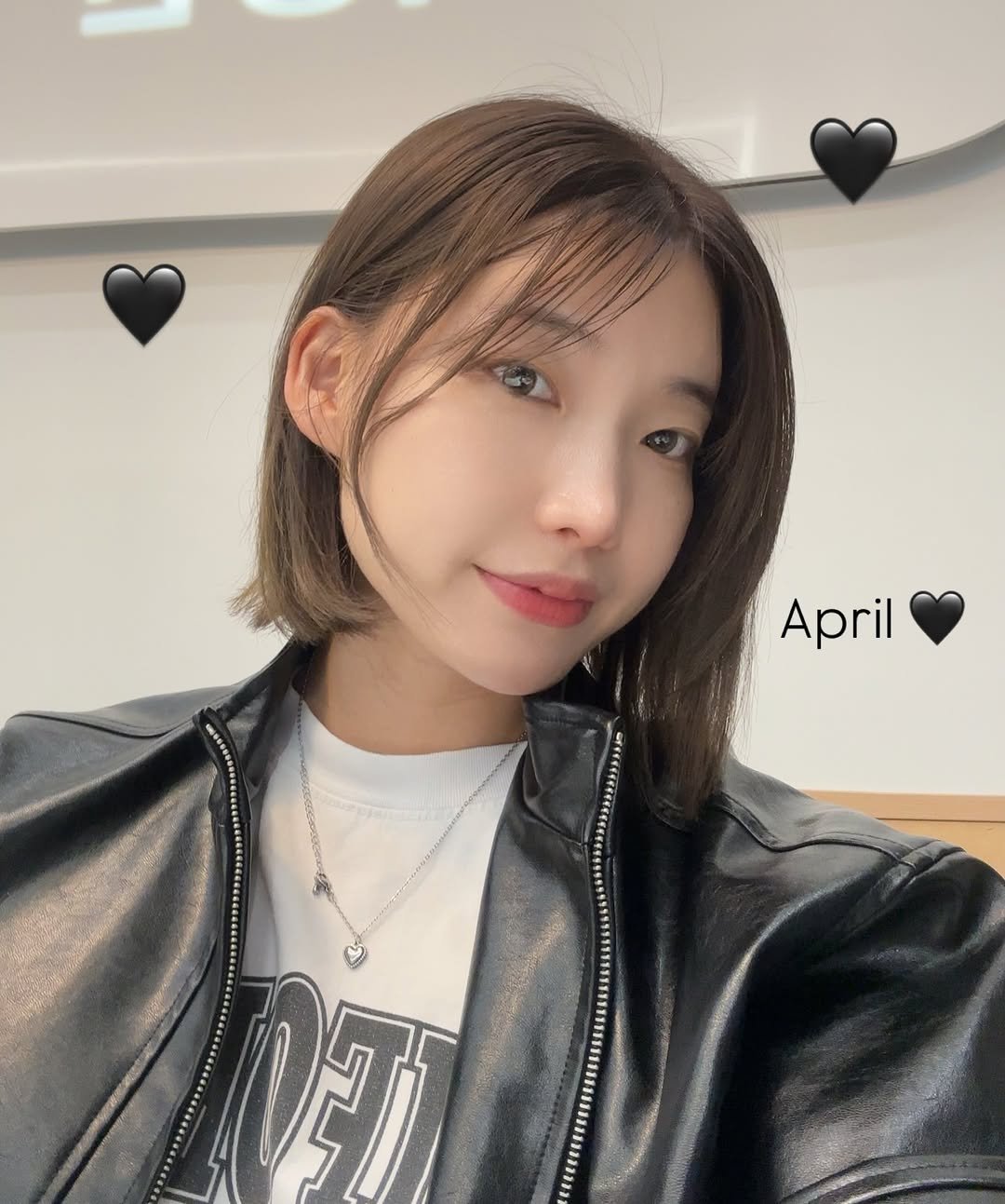 hyo_o.jin 게시물 이미지: .
4월은 왠지 활기가 넘쳐!🖤
20년만에 해본 단발도 넘 맘에들고
건강한 루틴을...