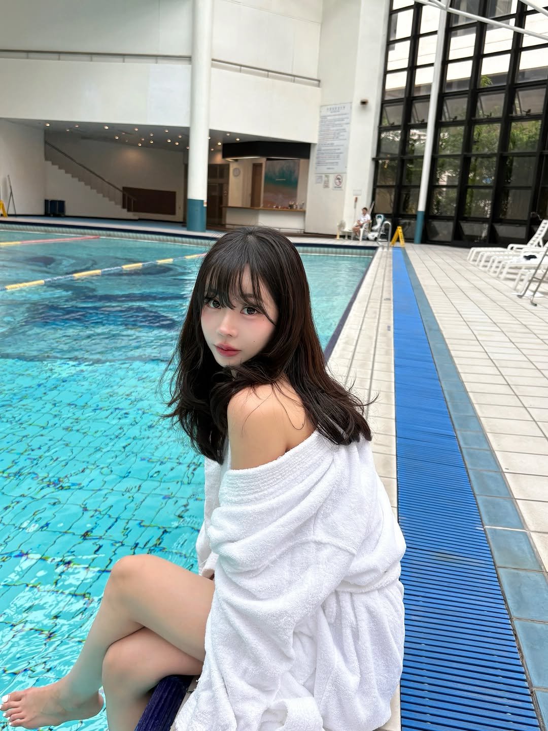 hyoris2 게시물 이미지: 한국에서 제일 유럽같은 호텔! ♥️ 
댓글에 “스위스” 다시면 라이브 특가 링크...
