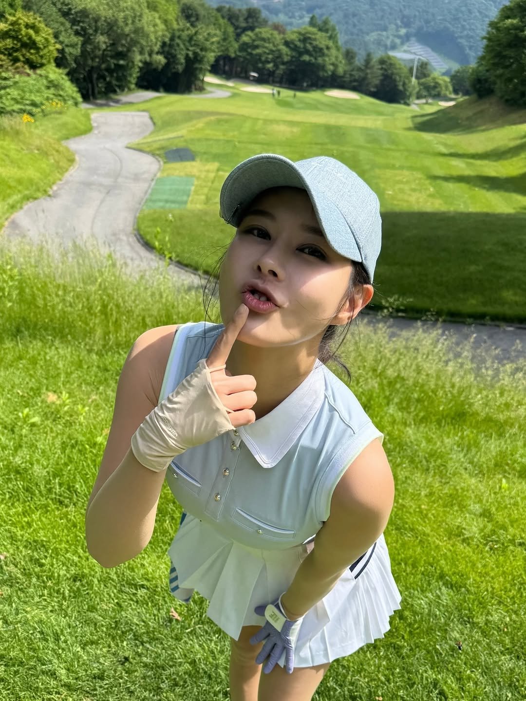 hyun_ha_zzoo 게시물 이미지: 난 개공쳐도 너랑 치는 게 좋아💕

내 배우😎