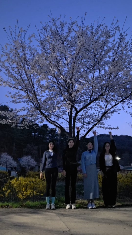 hyun_ha_zzoo 게시물 이미지: 평균신장 173cm의 퇴근 후...