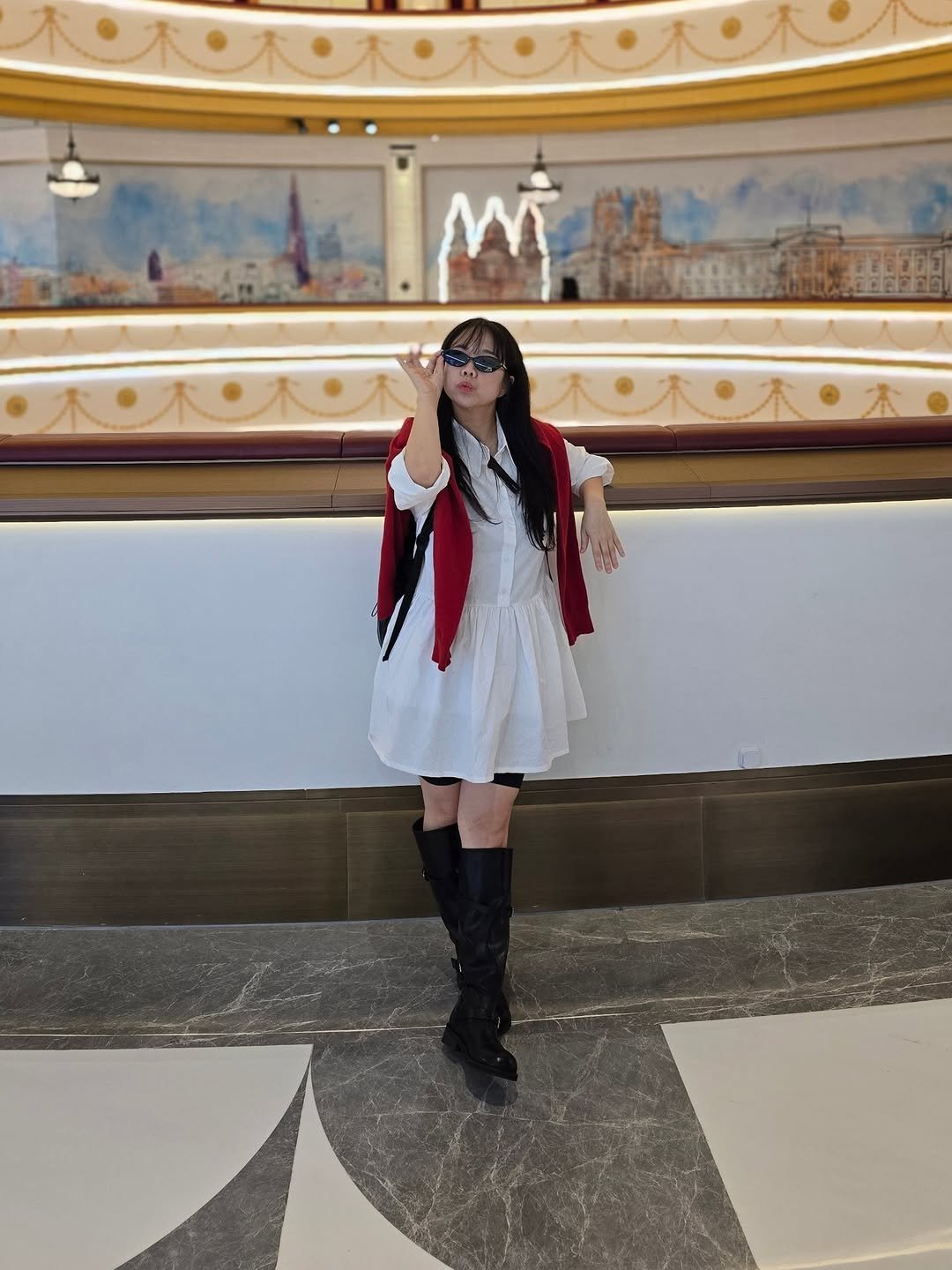 Photo by 홍현희 on January 19, 2026. May be an image of overcoat and text.