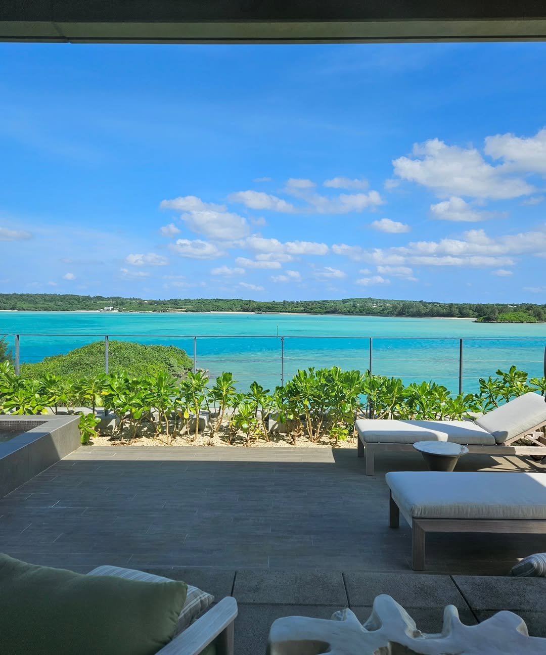 Photo by Hyunjoon Yoo on November 01, 2025. May be an image of body of water, cabana and text.