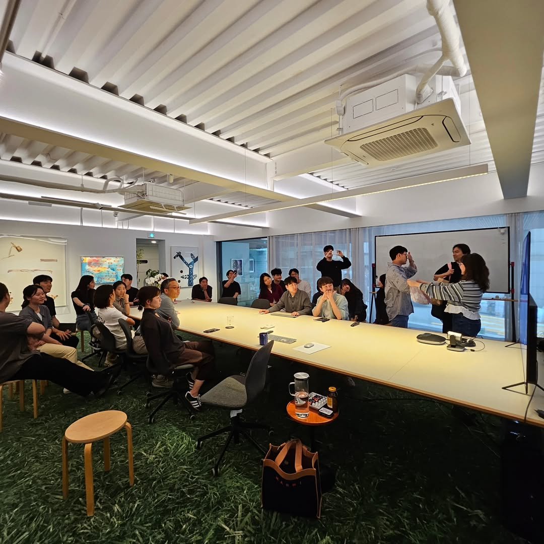 Photo by Hyunjoon Yoo on October 02, 2025. May be an image of 12 people, office and text.