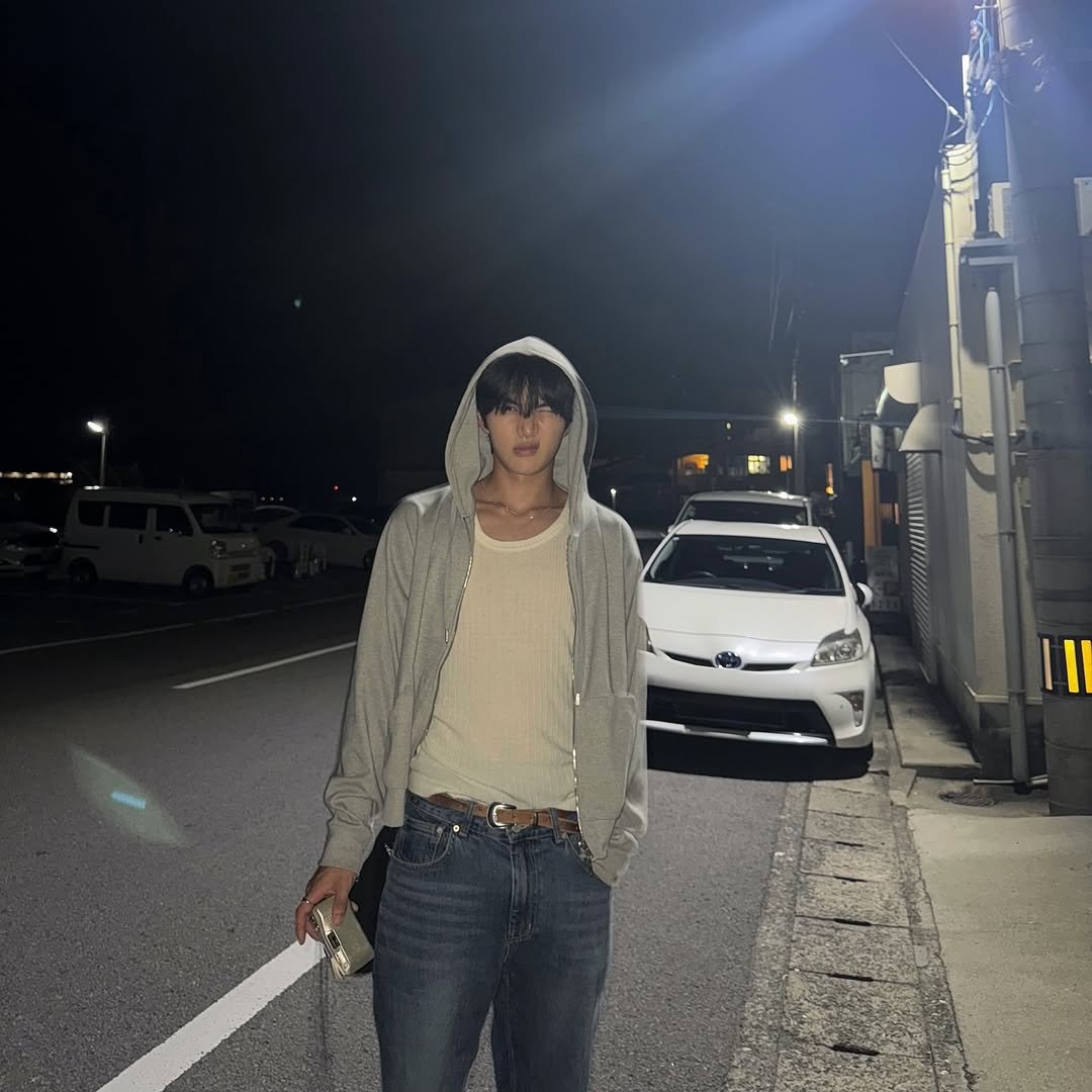 hyunyuned 게시물 이미지: 🌜🌚🌛