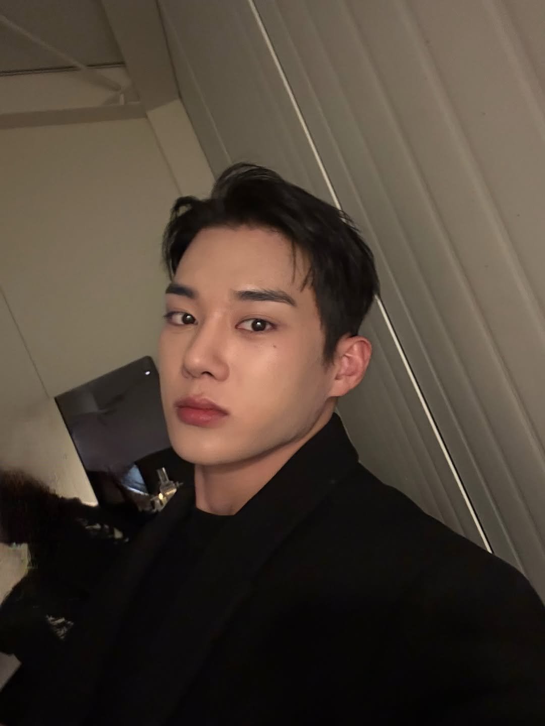 Photo by 기현우 on January 19, 2026. May be an image of one or more people, hair and text.