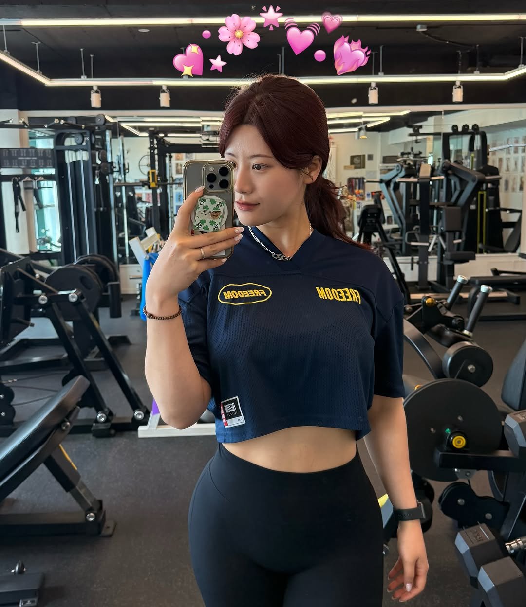 hyxnnz 게시물 이미지: 정신없는 5월이 지나면
올해도 반이나 가버려 💨💨

하고싶은 거 다 해...