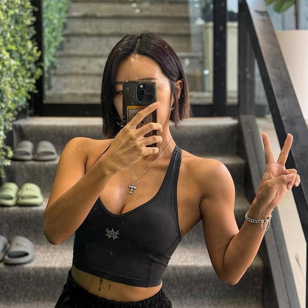 hyyy_0114 게시물 이미지: 내어깨 귀여워죽어 😖