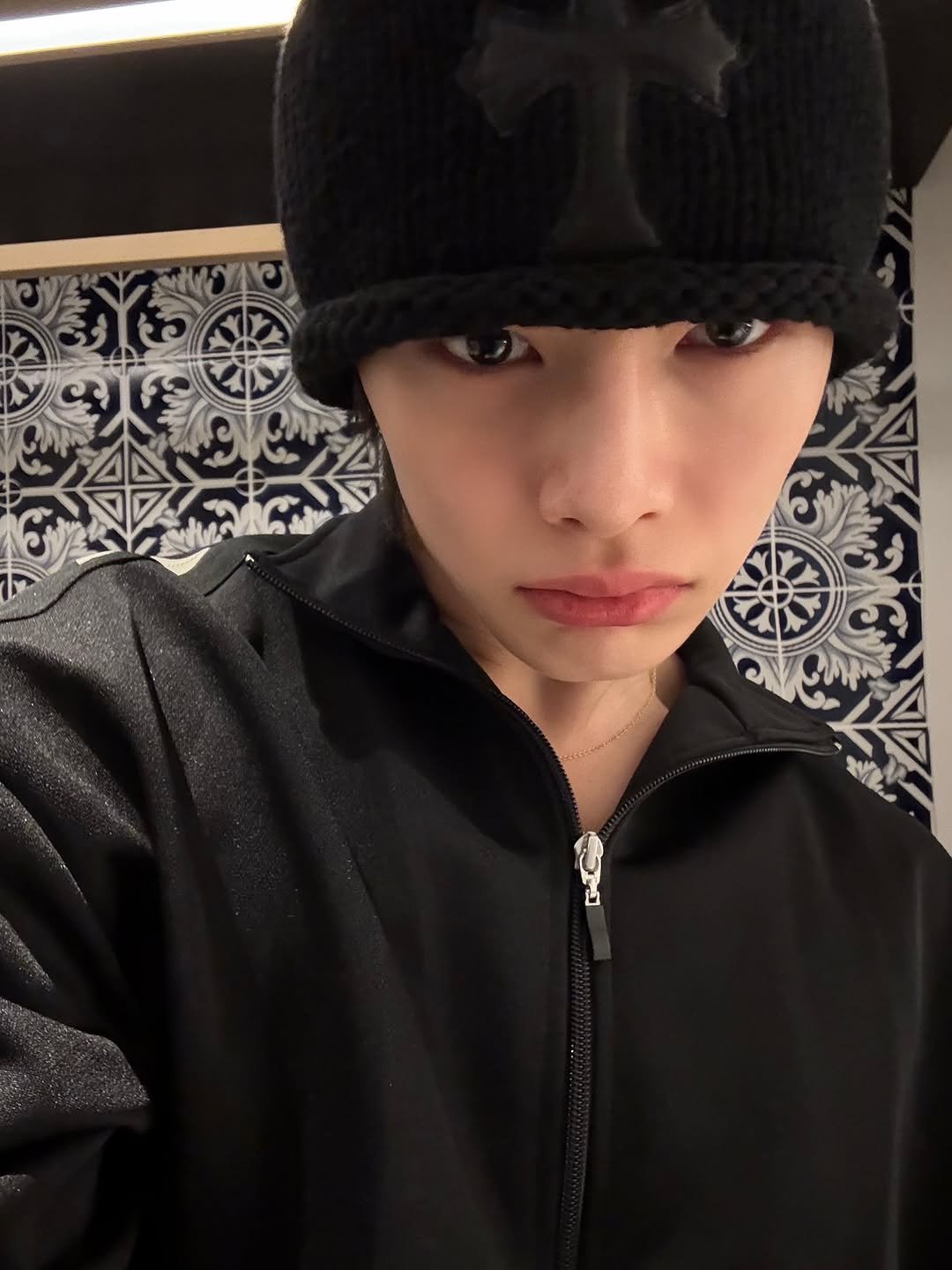 Photo by I.N on September 22, 2025. May be a selfie of hat, beret and face mask.