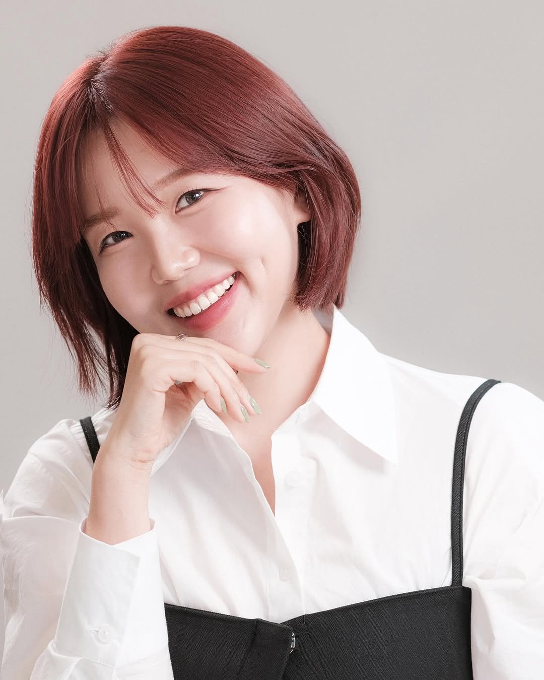 i0i88 게시물 이미지: .
나도프로필찍었다아아 #건치미소 어떤데
작가님 예쁘게 찍어주셔서...