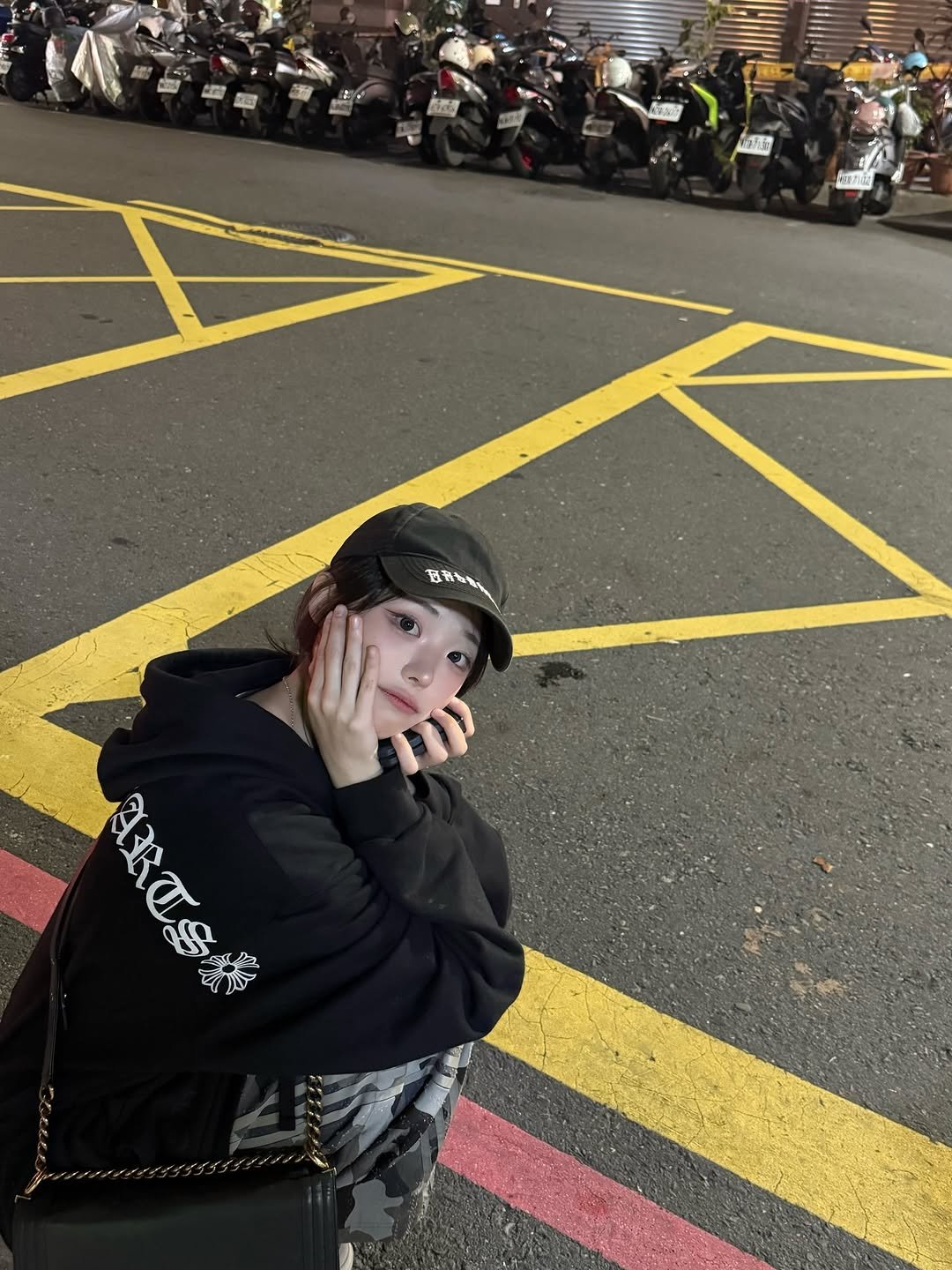 Photo by Hina ひな on December 08, 2025. May be an image of scooter, motorcycle, parka and text.