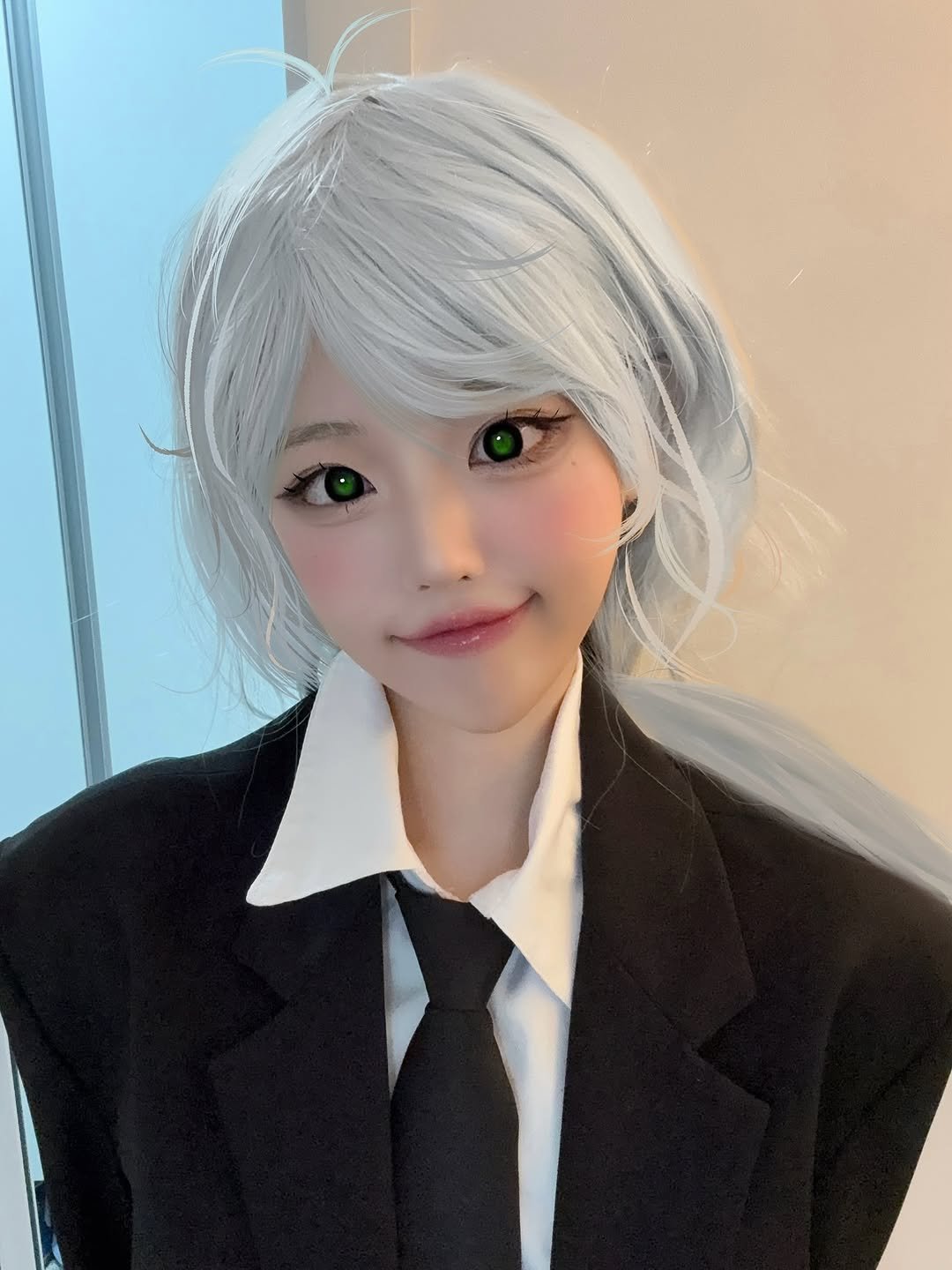 Photo by Hina ひな on September 13, 2025. May be an anime-style image of 1 person, suit, blazer and text.