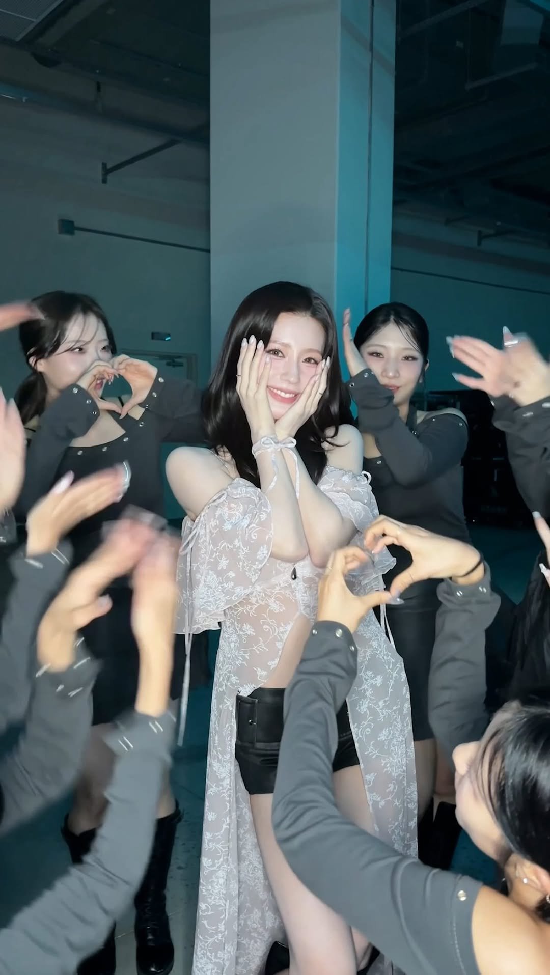 i_dle_official 게시물 이미지: [📺] 끝이 없는 너란 𝑫𝒓𝒆𝒂𝒎𝒊𝒏𝒈 ☪‧⁺✧

#아이들 #idle
#미연...