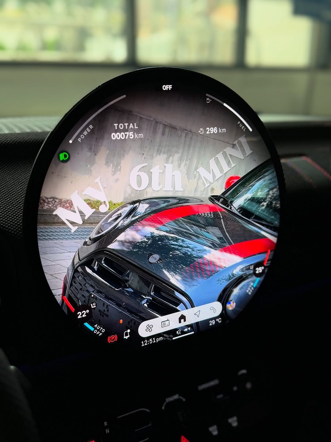 Photo shared by 미니쿠퍼 김은지팀장 on September 06, 2025 tagging @mini, @mini.korea.official, and @with._.mini. May be an image of odometer and text that says 'OFF POWER TOTAL 00075 km 9 296 km FUEL 6th MINI 草風 25° COMGA LS 22 UTO OFE AUTO OFR 7 n 29°C °C 29 2 ን 12:51pm'.