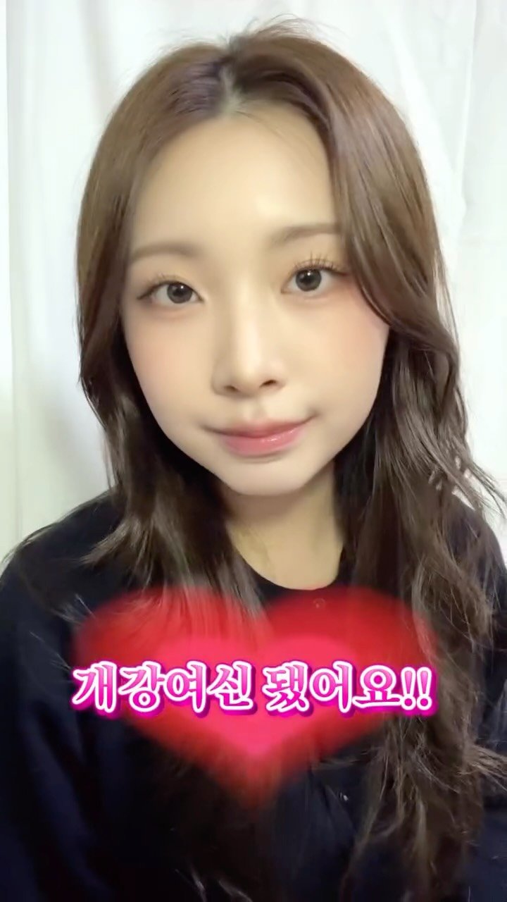 iam_9lass 게시물 이미지: 저 됐어요…

개강여신 됐어요!!!!

사실 저는 대학생이라 피부과는...