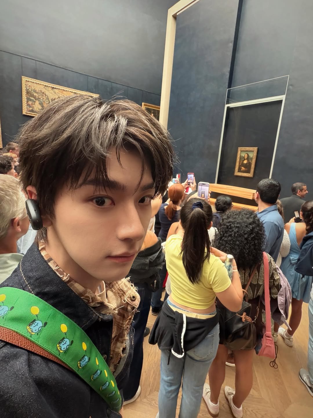 iam_linyi 게시물 이미지: With the most famous lady in Paris😎