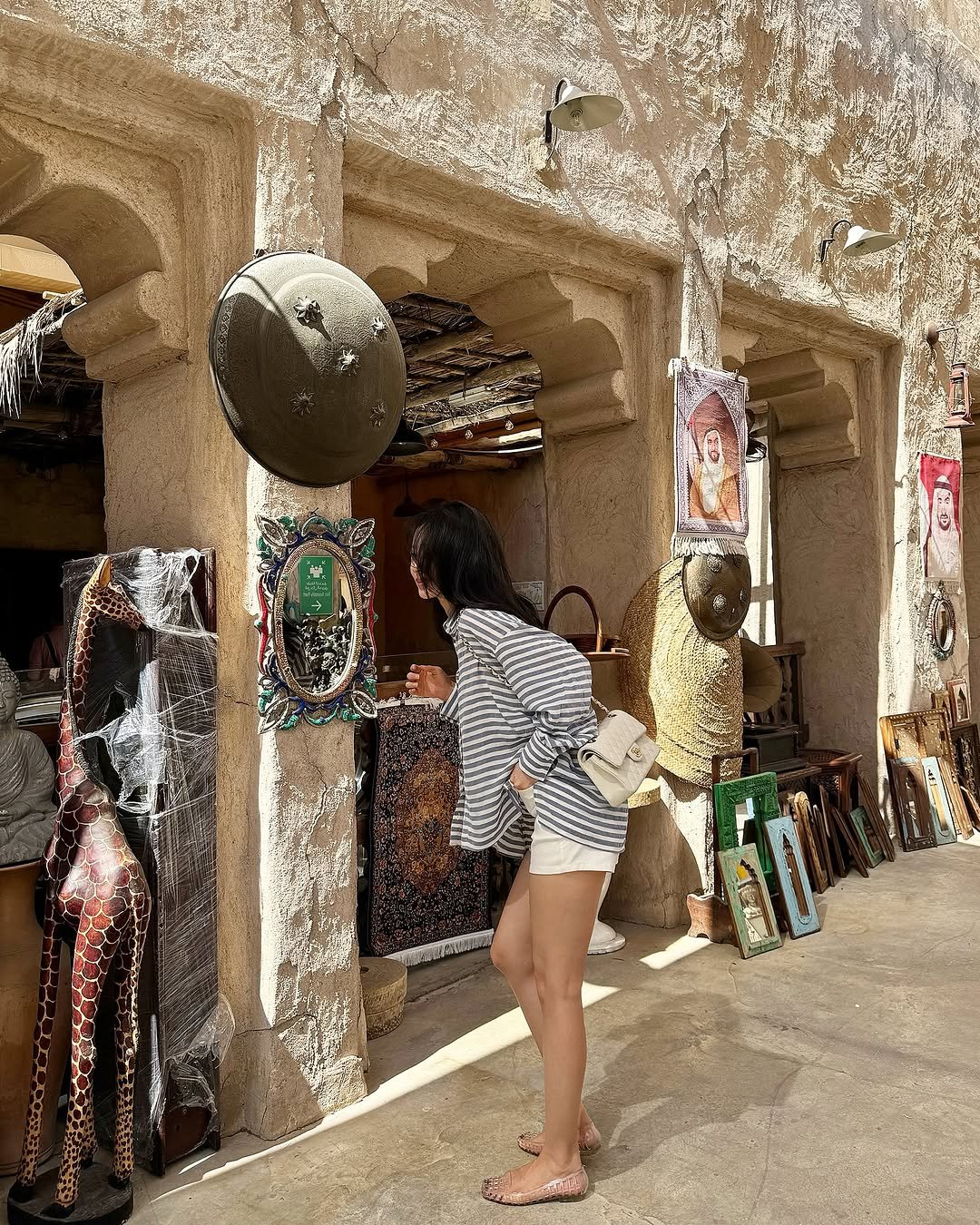 Photo shared by 나는꽃 on February 18, 2026 tagging @kyungwanxon. May be an image of text.