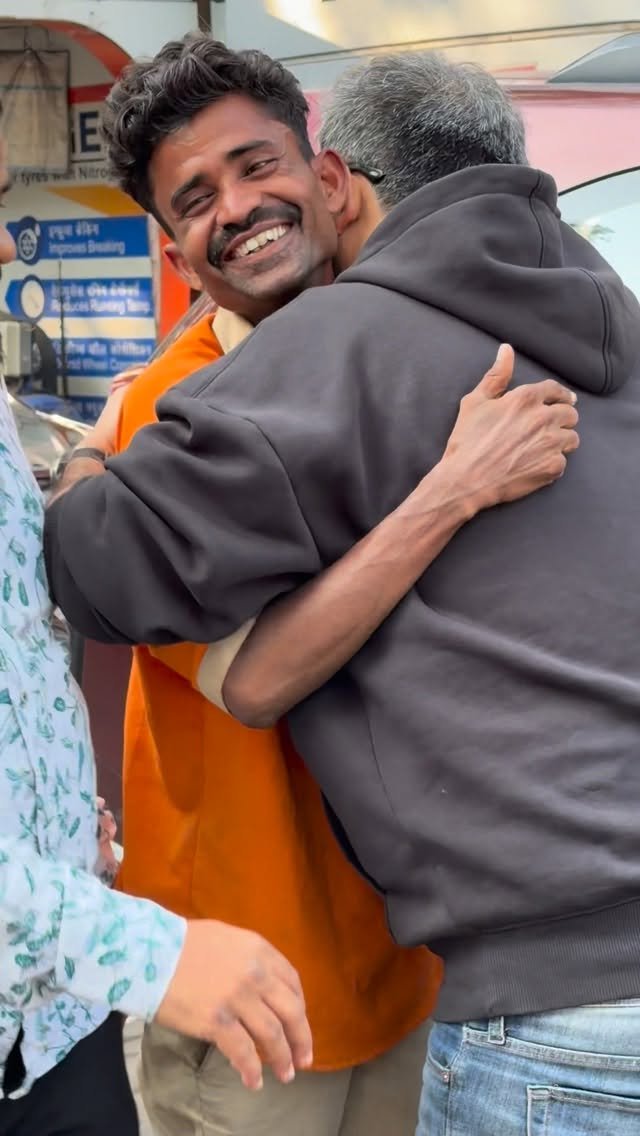 iamhussainmansuri 게시물 이미지: This new year try to share happiness with...