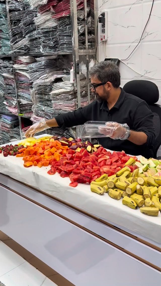 iamhussainmansuri 게시물 이미지: Khidmat se Khuda milta hai💯☺️❤️ #humanity...