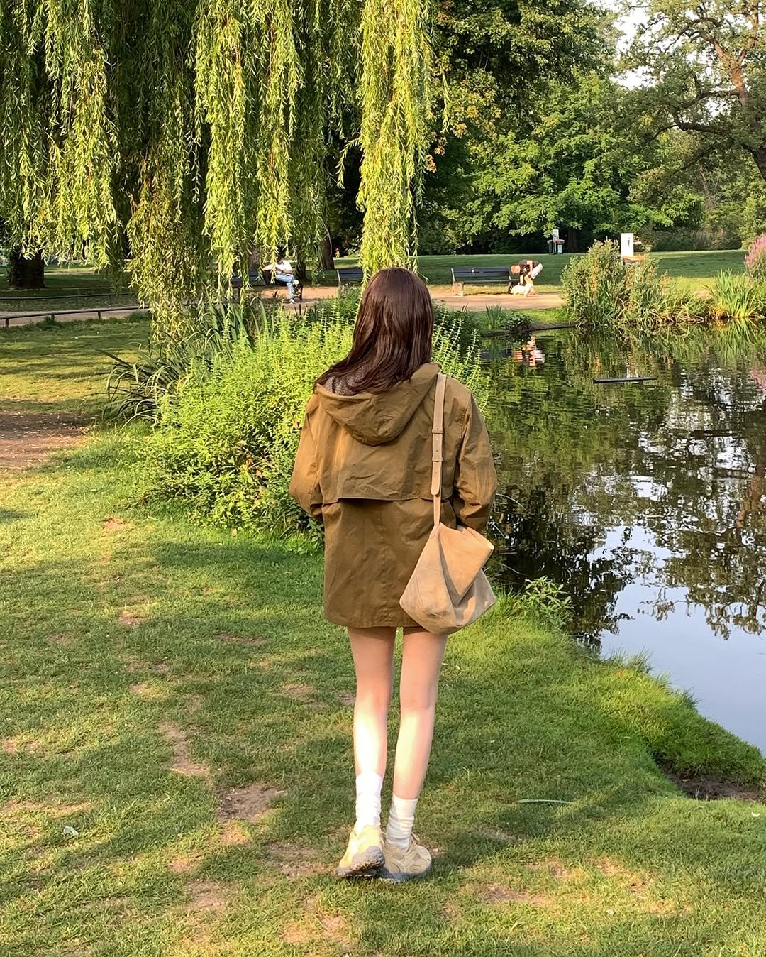 Photo by 강민경 (행동파) on September 09, 2025. May be an image of 1 person and text.