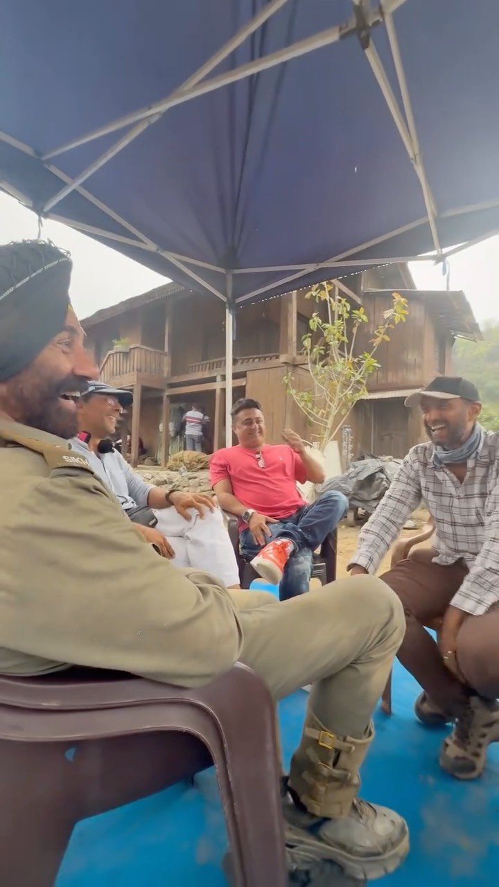 iamsunnydeol 게시물 이미지: It was raining my Director Anurag wanted to...