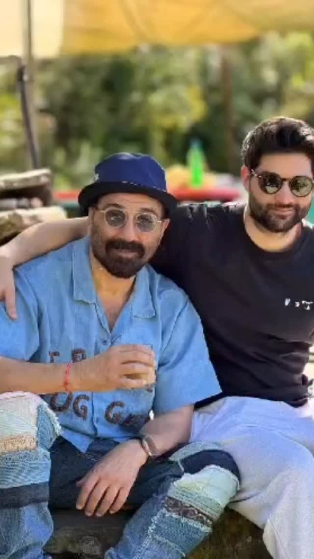 iamsunnydeol 게시물 이미지: Happy Birthday Beta  Love love loads of love....