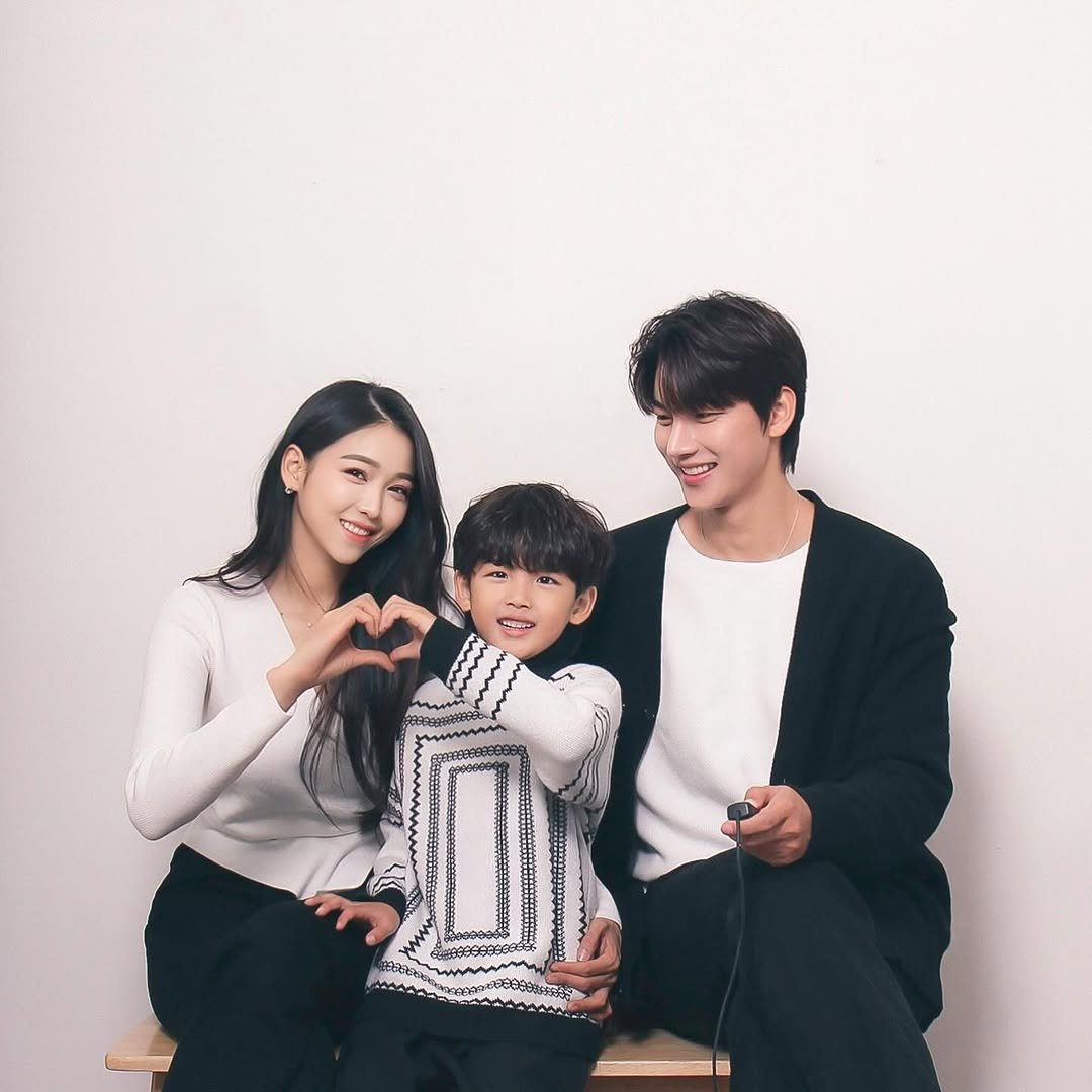 ians_family 게시물 이미지: 🎉노이안여섯돌🎉 
엄마아빠 아들로 태어나줘서 언제나 고마워🩵

매년 이안이...