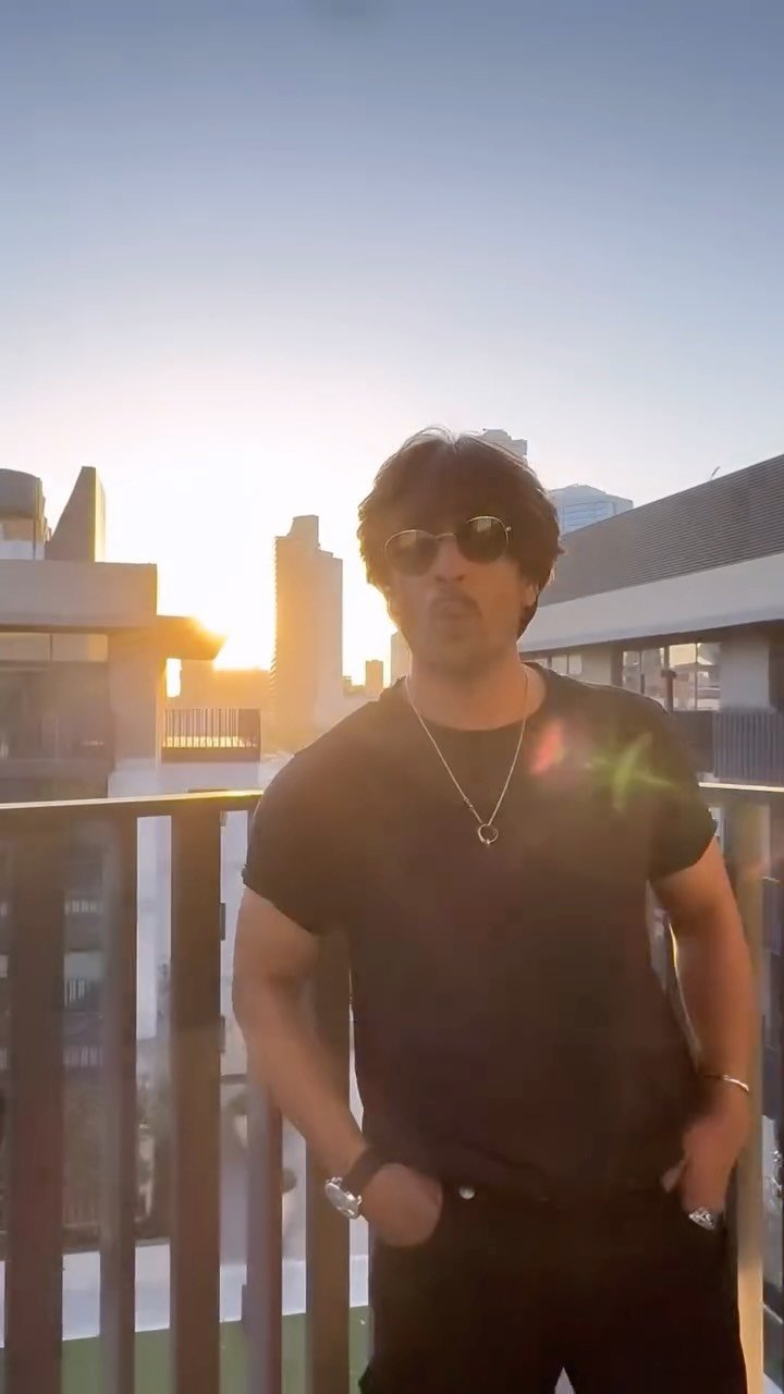 ibrahim__qadri 게시물 이미지: ❤️ 

#srk #shahrukhkhan #ibrahimqadri