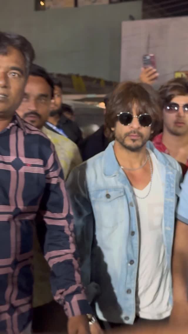 ibrahim__qadri 게시물 이미지: Mai hoon kon ❤️ 

#shahrukhkhan #kingkhan...