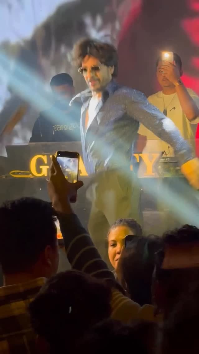 ibrahim__qadri 게시물 이미지: Chal chaiya chaiya ❤️ 

##srk #shahrukhkhan...