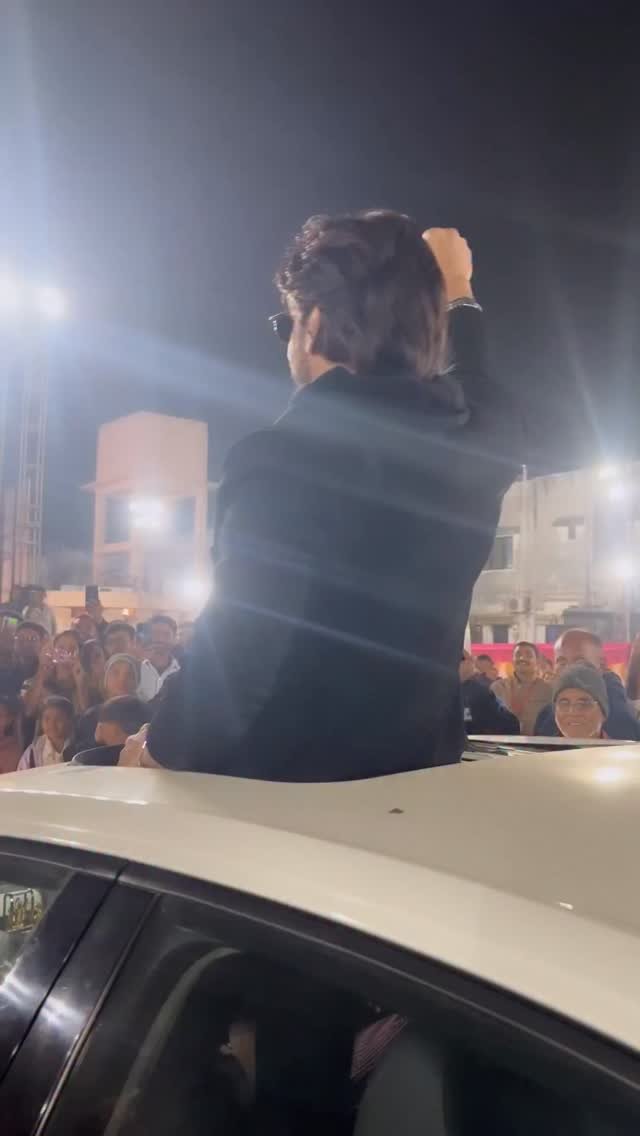 ibrahim__qadri 게시물 이미지: Baadshah ❤️ 

#shahrukhkhan #srk #king #ibrahimqadri