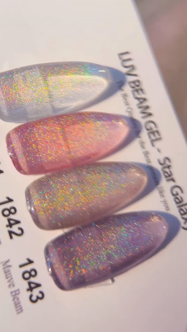 icegelnail 게시물 이미지: 끝에만 살짝 🌈
분위기가 완전히 달라졌어요 ✨

LUV BEAM – Rainbow...