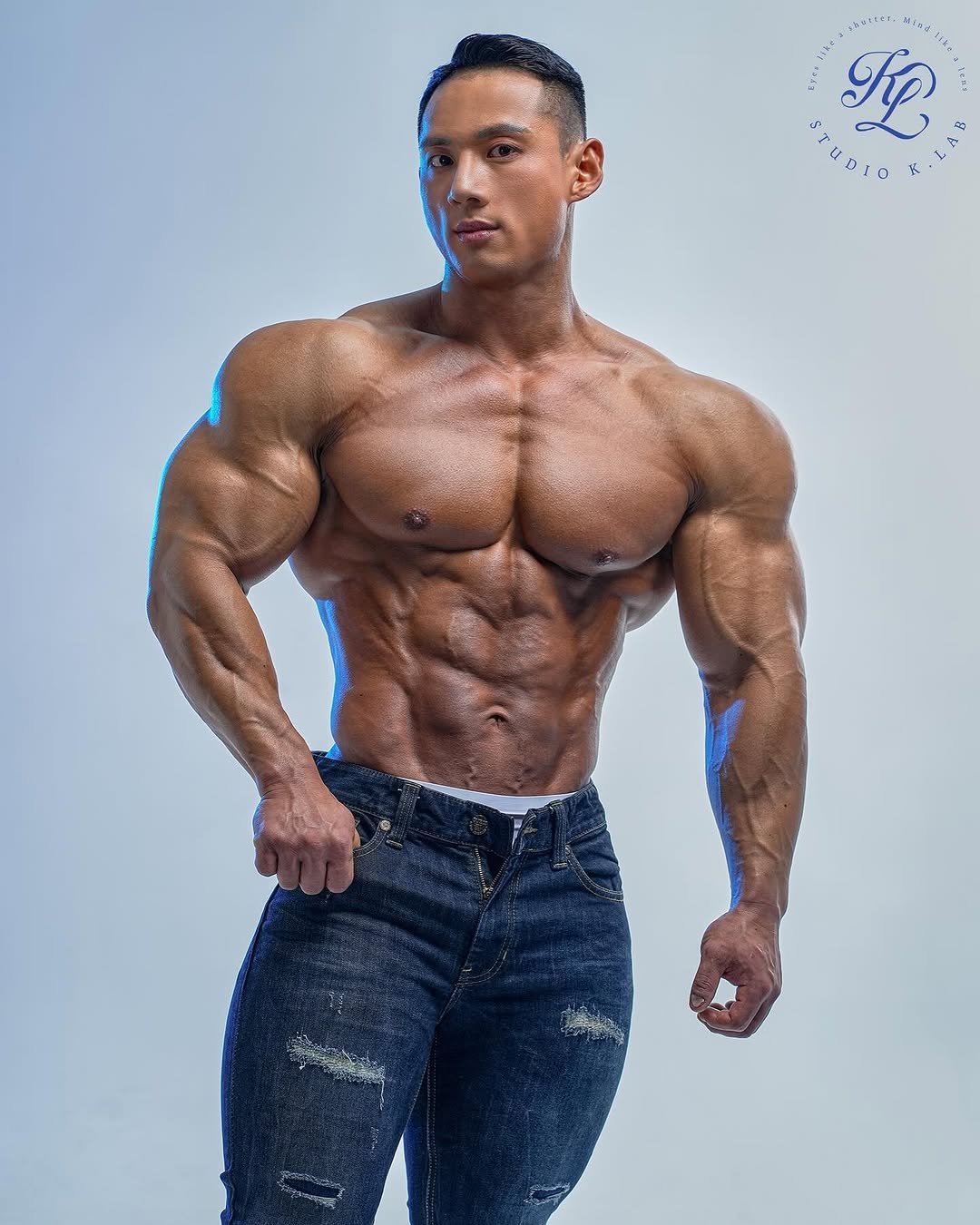 ifbbpro_bong 게시물 이미지: 나바 시합 이틀 전날 바디프로필 촬영~~
18년도 미스터경기 이후로 시합 전날...