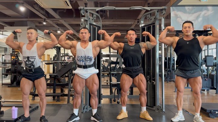 ifbbpro_bong 게시물 이미지: 정말 오랜만에 영욱이랑 파트너 등운동 
재욱이랑 형이랑 처음하는 파트너...