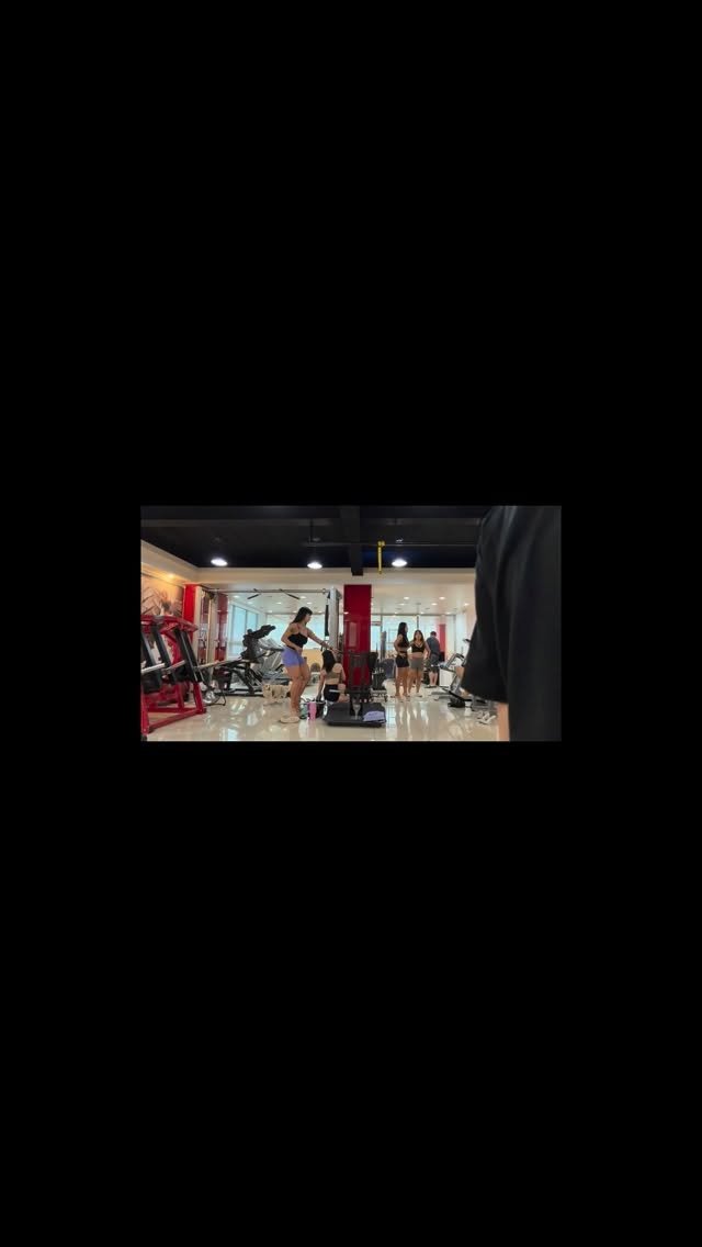 ifbbpro_figure_uni 게시물 이미지: 4월 단체 포징체크가 어제 마무리 되었습니다🙏🏻.
이번에는 부득이하게 참여...