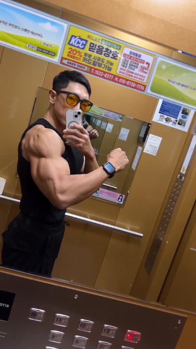 ifbbpro_jinhs 게시물 이미지: 보디빌딩 다시시작 6개월차 소감

1 월부터 꼬뱍꼬뱍 단백질 챙기고 
3 월부터...