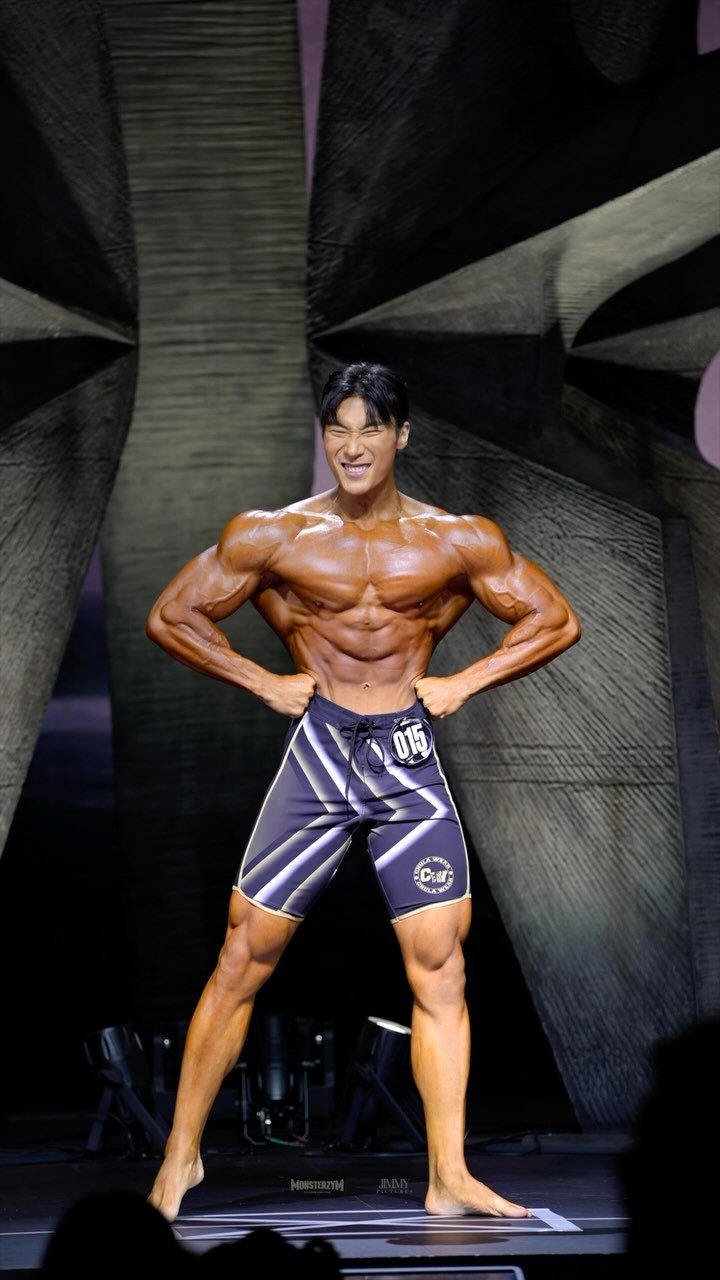 ifbbpro_mr.woo 게시물 이미지: 기록. 참가번호 15번 우형재
2024.11.02 Monsterzym...
