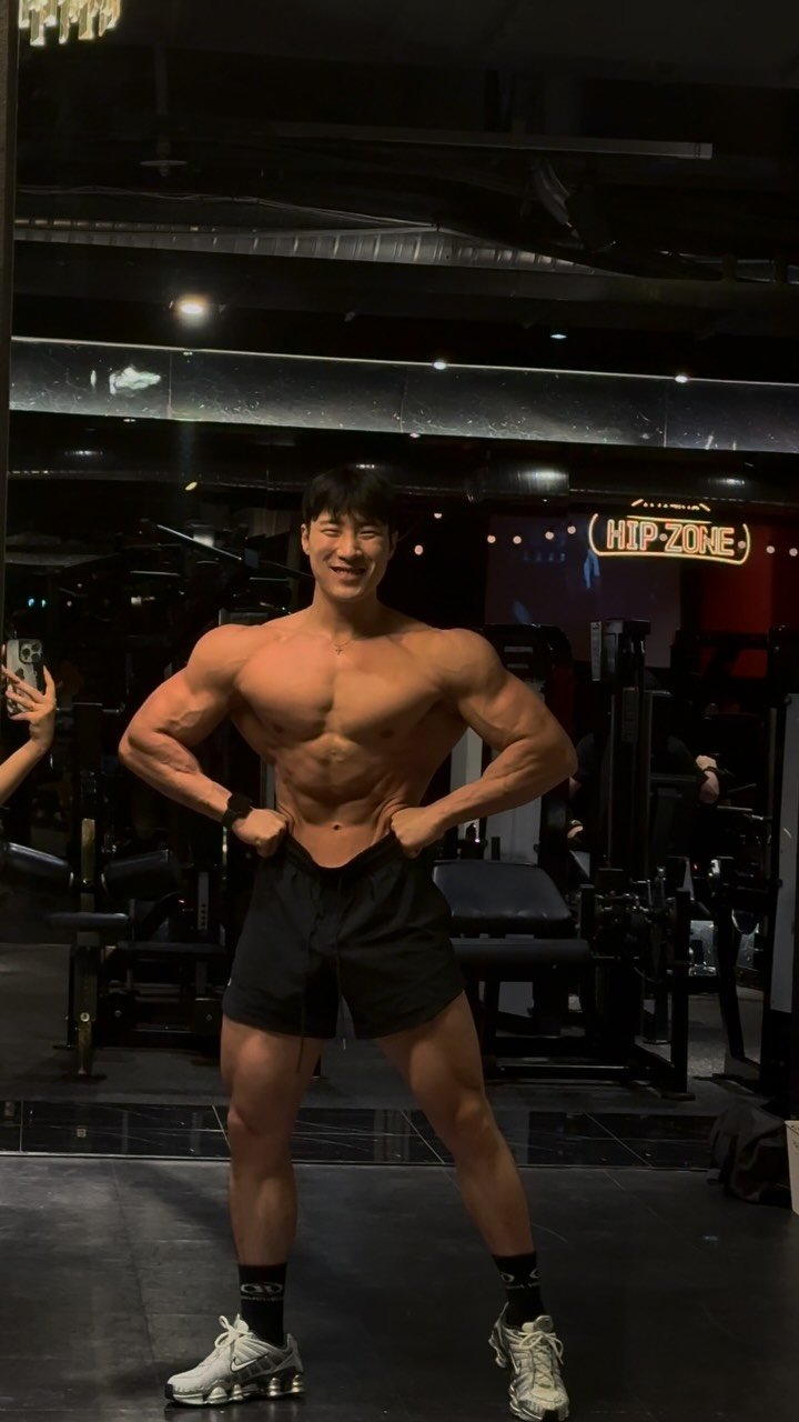 ifbbpro_mr.woo 게시물 이미지: 간만에 바디체크 🔥
프로쇼까지 다시 집중🎯