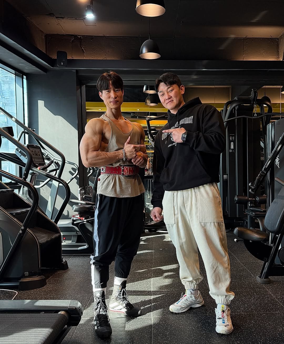 ifbbpro_myeong_ho 게시물 이미지: 🍀
2월부터 시작된 시즌 11월에 종료😂 

⭐️2025 WNGP 전남
 -...