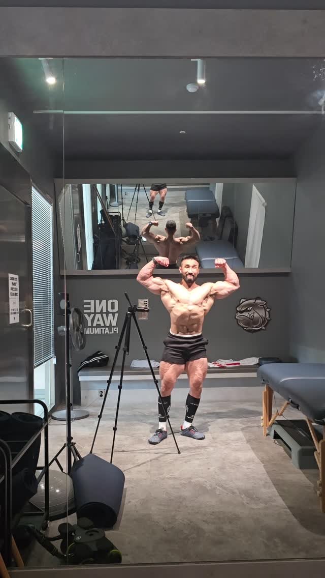 ifbbpro_seok 게시물 이미지: 뒷 다리 운동 후

7월 11일 몬스터짐 압도 4주 

#몬스터짐압도