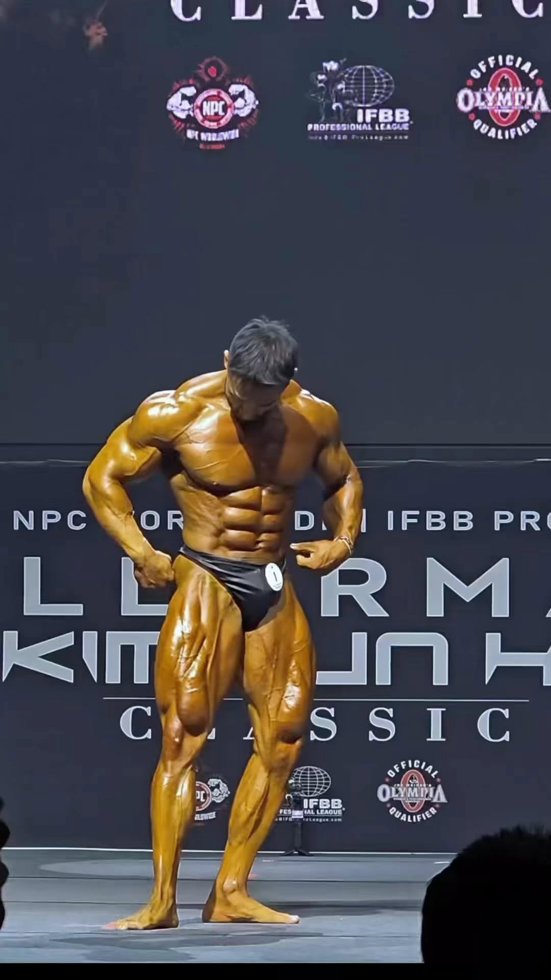 ifbbpro_seok 게시물 이미지: 2024 김준호 클래식에서 올림피아 출전권 획득했습니다 
프로로써 이제 시작의...